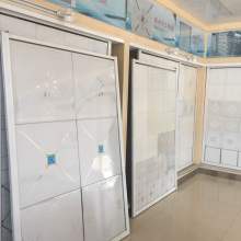  臨桂縣臨桂鎮(zhèn)豪潤(rùn)裝飾材料廠 主營(yíng) 鋁天花板 集成電器